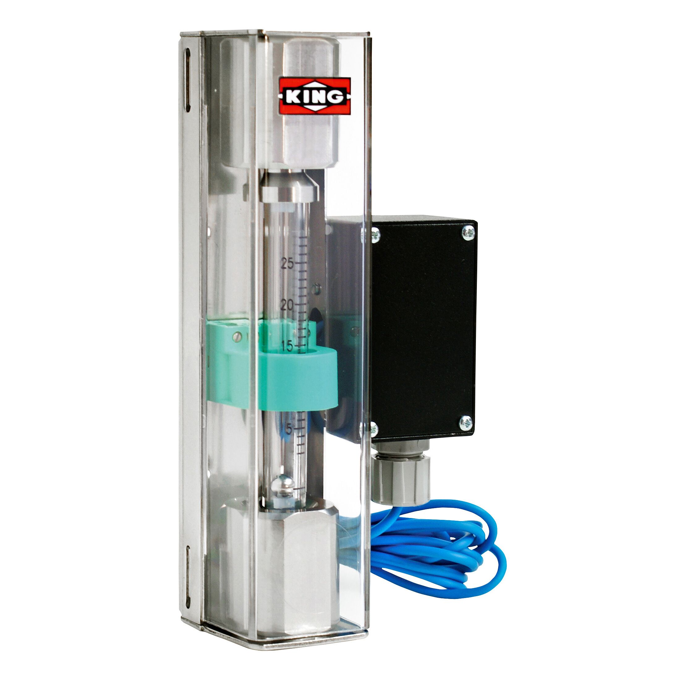 Industriell bränsleautomat med genomskinlig mätcylinder och bifogad elektronisk mätare, isolerad på en vit bakgrund.