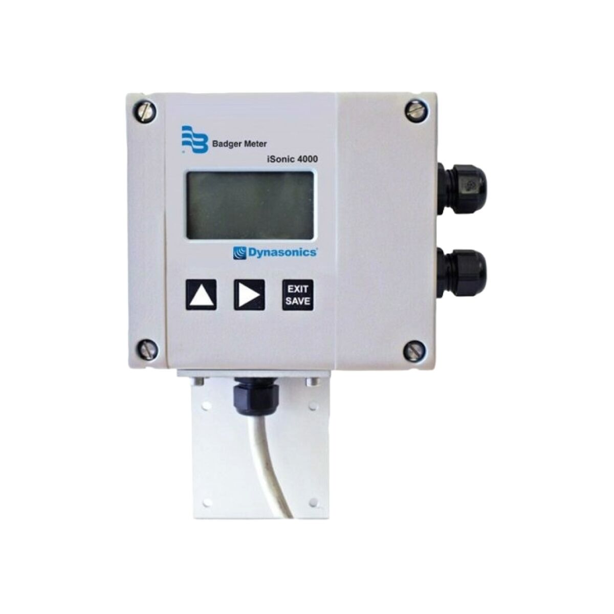 En badger meter dynasonics isonic 4000 gjennomstrømningsmåler med digitalt display og kontrollknapper montert på en grå vegg.
